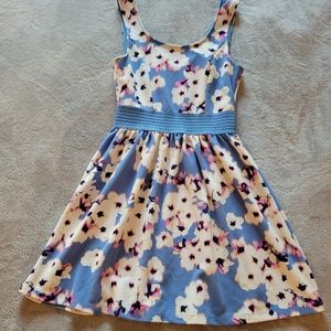 Trixxi Blue Floral Mini Cocktail Dress Size Small